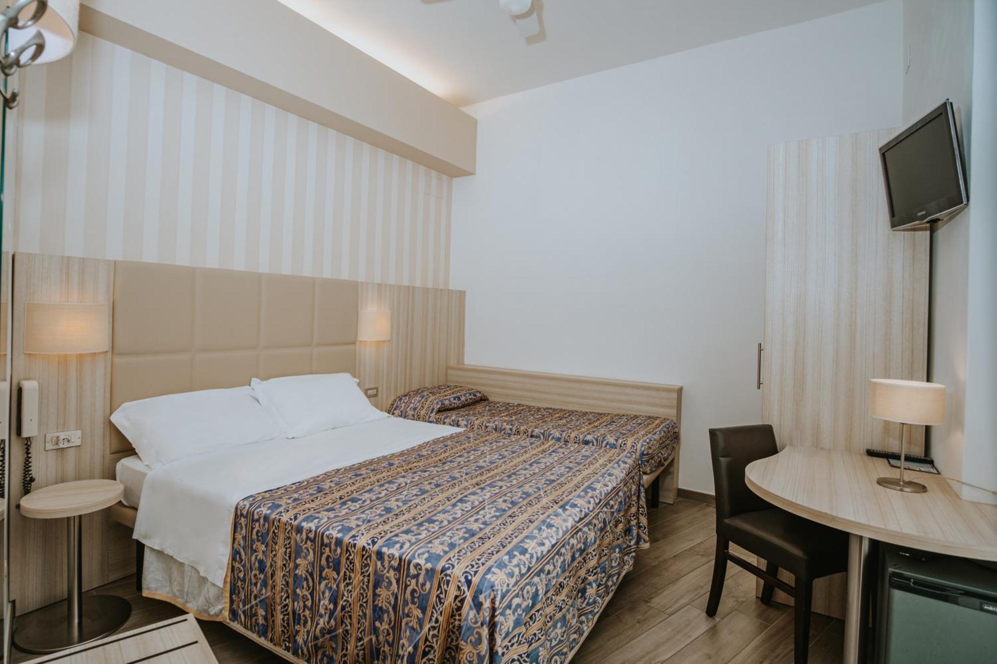 Hotel Gabriella 里米尼 外观 照片